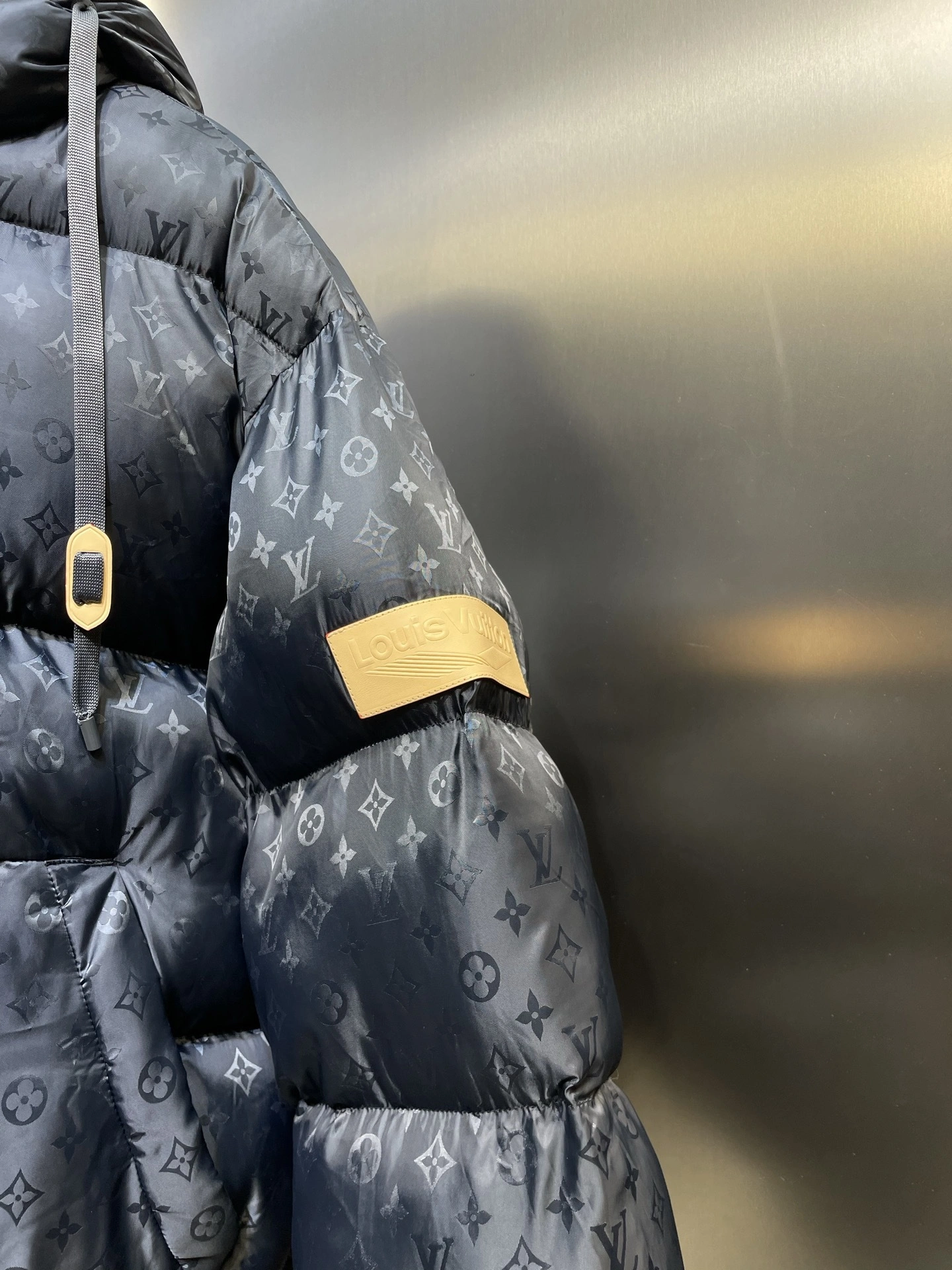 wg.luxury-- 8V item: E-F000J0204